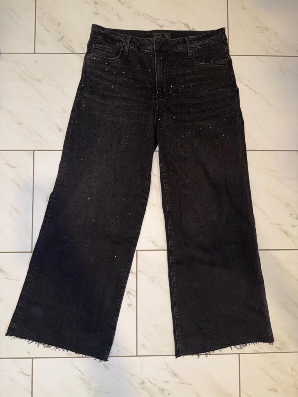 KIT from the Kloth Women’s Black Wide-Leg Jeans with Subtle Sparkle